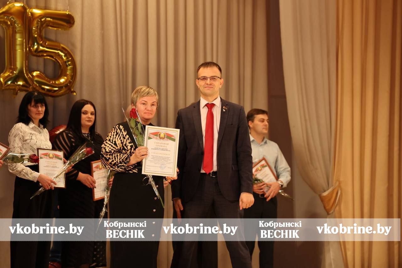 photo 2025 11 28 22 04 23 8 2