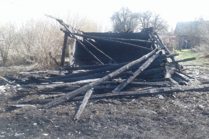 Осенние палы сухой травы крайне опасны