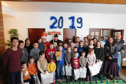 Энтузиасты-волонтеры из города Мендзыжец-Подляски подарили детям настоящую сказку