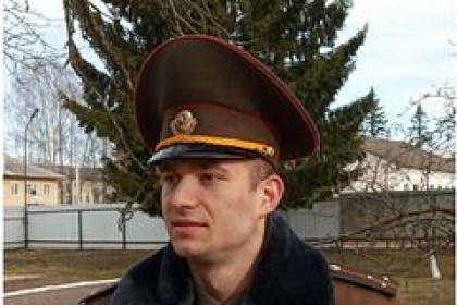 В Колосово офицер Вооруженных Сил спас людей из горящего дома