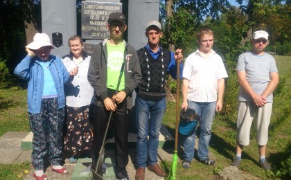 Благоустройство памятника советским воинам, погибшим в годы ВОВ и при выполнении интернационального долга в РА  