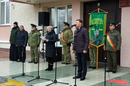 Митинг по поводу прибытия международной «Эстафеты Победы» проходит в агрогородке Дивин