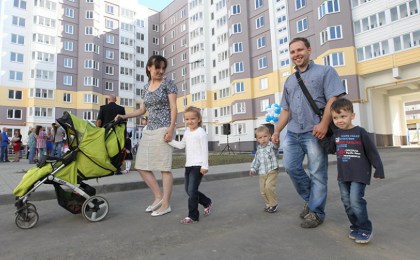 В Беларуси планируется обеспечивать многодетные семьи жильем в течение года