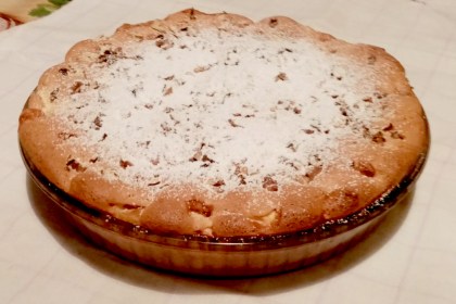 Кухня «КВ»: рецепт пирога с яблоками от кобринчанки Алены Сивец