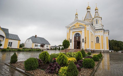 БПЦ ужесточила противоэпидемические меры в храмах