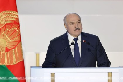 Лукашенко: какие бы мы ни ставили цели, главным ориентиром остаются люди