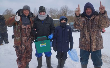 Как хорошо кобринчане  порыбачили в Жабинке…