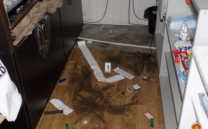 В Кобринском районе раскрыли кражу из магазина по следу от ботинок