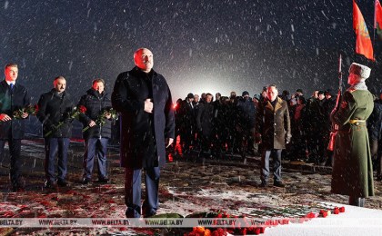 Лукашенко в Хатыни: мы собрались, чтобы защитить память о той войне