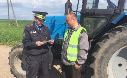 С началом посевной ГАИ области усилила контроль за сельхозтехникой предприятий и организаций АПК