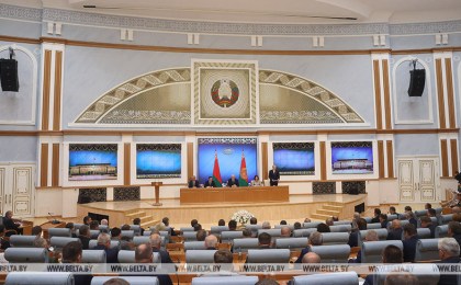 Лукашенко: Запад раздражен тем, что белорусы оказались сильнее технологий цветных революций