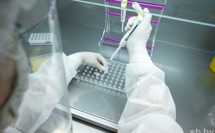 Стало известно, когда выйдет белорусская вакцина от COVID-19