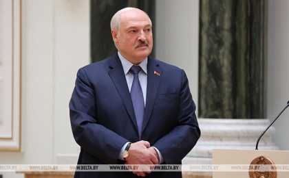 Лукашенко: приняв обновленную Конституцию, белорусы отстаивают свои традиции