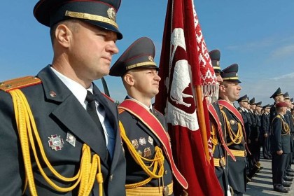 Выбираем милицейские погоны!