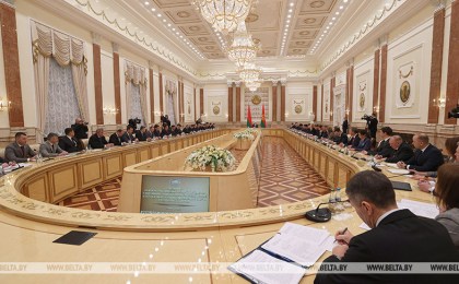 Лукашенко: насколько на нас надавили, настолько и должны получить в ответ