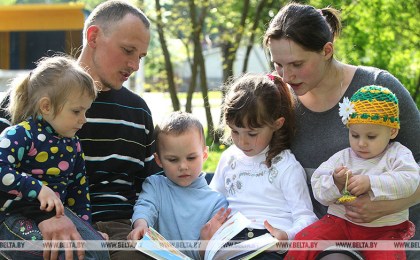 Семейный капитал и адресная помощь. Как государство поддерживает многодетные семьи