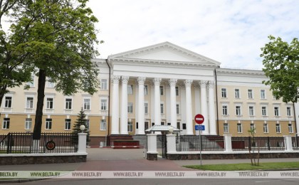 Александр Лукашенко продолжает серию мероприятий по развитию Вооруженных Сил