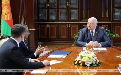 Лукашенко обсудил с арабским инвестором строительство «Северного берега» и сотрудничество в IT