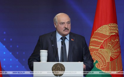Лукашенко: беглые просятся обратно, рассказывают, как им там «хорошо»