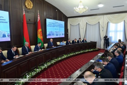  Функционирование экономики в условиях санкций обсудили на заседании Совмина с участием Лукашенко
