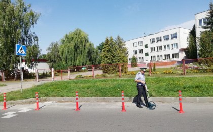 Сотрудники ГАИ Брестчины перед началом учебного года обследовали учреждения образования Брестской области
