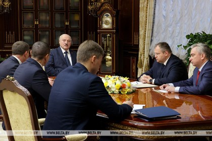 Лукашенко: ПВТ должен работать прежде всего на Беларусь