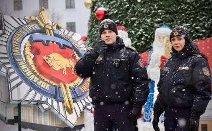 Сотрудники милиции будут обеспечивать безопасность граждан в новогоднюю ночь   