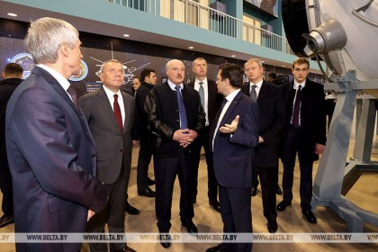 Фантастическая шестерка и визит на МКС. Лукашенко посетил центр подготовки космонавтов в Звездном городке