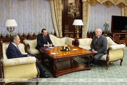 Лукашенко: попытки удушить Беларусь и Россию провалились, мы выстоим