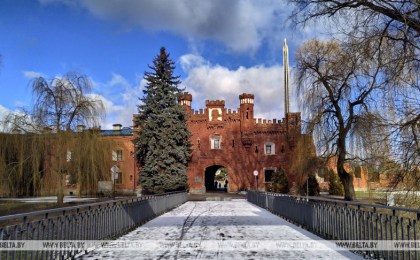 В Брестской крепости создадут выставку фотографий цитадели из семейных альбомов посетителей