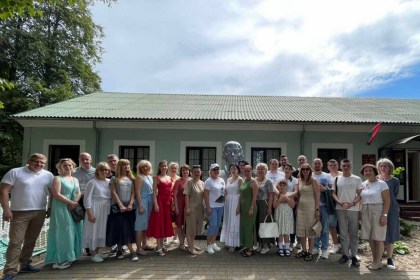 Знаменательный автопробег состоялся накануне Дня освобождения Кобрина