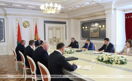 Лукашенко собрал совещание о готовности системы образования к новому учебному году