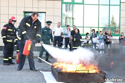 Помощь наготове всегда: в Кобрине прошли учения спасателей