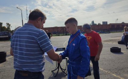 Кобринчанину Назару Иванову присвоен I спортивный разряд по автомобильному спорту