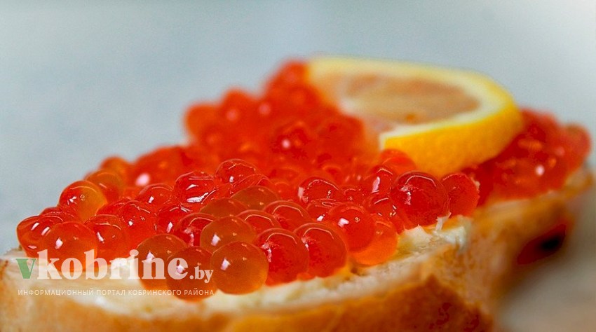 Как проверить икру на натуральность? На что обращать внимание в магазине и дома