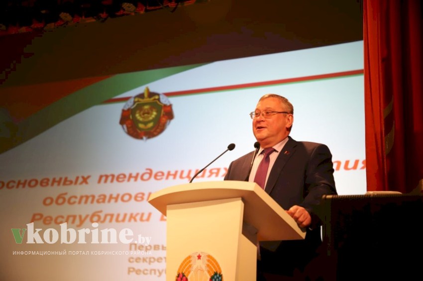 Порядка 500 человек стали участниками семинара идеологического актива Брестской области