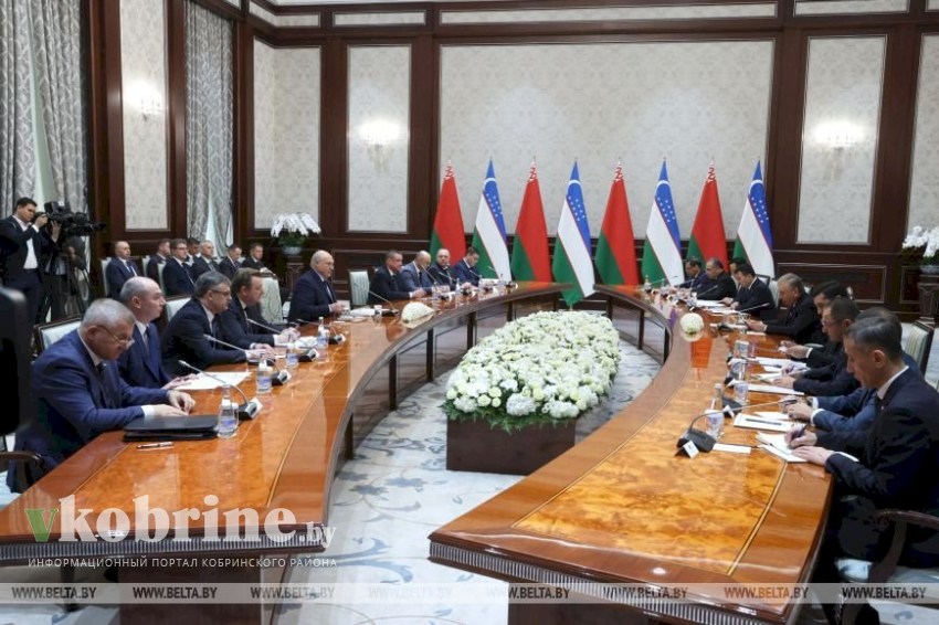 Гость с Камчатки, Лукашенко в Узбекистане, звонок другу и Праздник весны. Итоги недели Президента