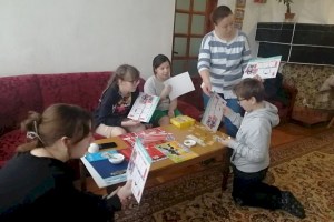 В рамках акции «Безопасность – в каждый дом!» работники нашего РОЧС посетили семьи Кобринской детской деревни