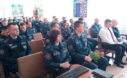 Работники областного управления МЧС с рабочим визитом посетили Кобринский районный отдел по чрезвычайным ситуациям