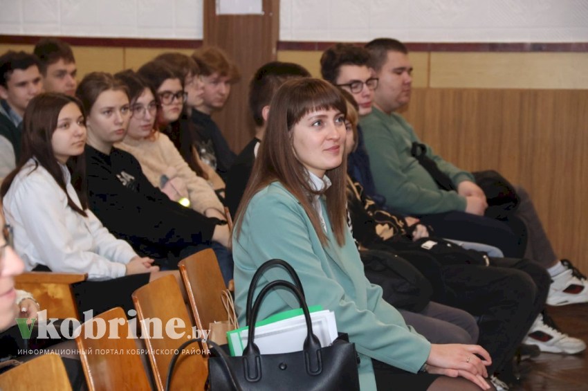 Участники проекта «Школа молодого руководителя» посетили Кобринский государственный профессиональный лицей сферы обслуживания