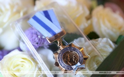 Орденом Матери награждены 186 жительниц пяти областей и Минска