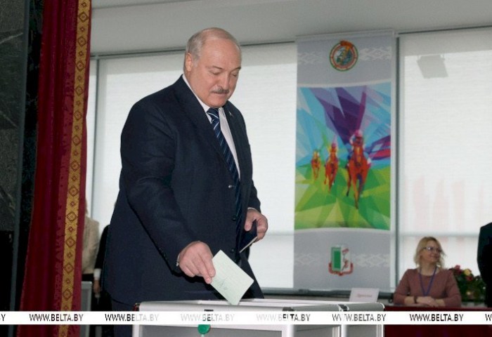 Разведданные от Лукашенко, сценарии беглых, Игры Будущего и день выборов. Итоги недели Президента