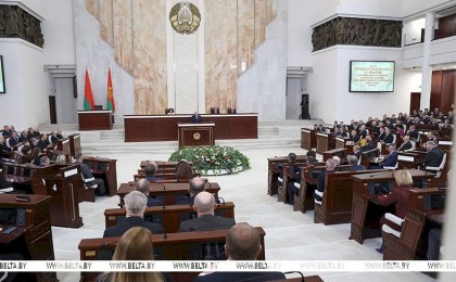 Александр Лукашенко встретился с парламентариями завершающего свою работу созыва Национального собрания