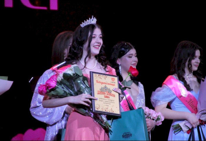 29 марта в Кобрине прошел конкурс грации и артистического мастерства - «Мисс Весна - 2024». ФОТОРЕПОРТАЖ