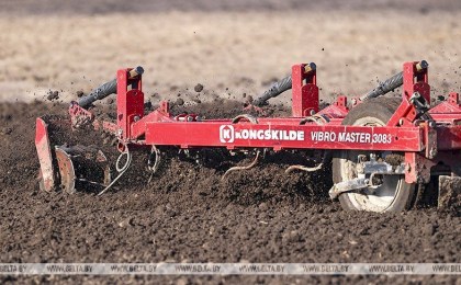 Более 3 тыс. нарушений охраны труда выявлено профсоюзами с начала посевной кампании