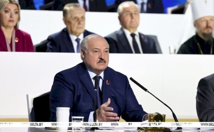 «Без лишней лирики и эмоций - факты на стол». Лукашенко ответил на все вопросы о происходящем вокруг Беларуси