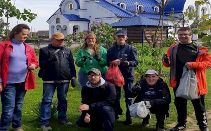 В Кобрине прошла акция «Чистый город» в рамках сотрудничества с Белорусской Православной Церковью и с участием людей с инвалидностью