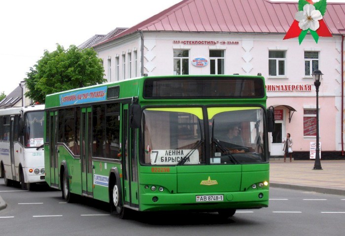 9 мая, в связи с проведением митинга, в Кобрине изменится схема движения автобусов