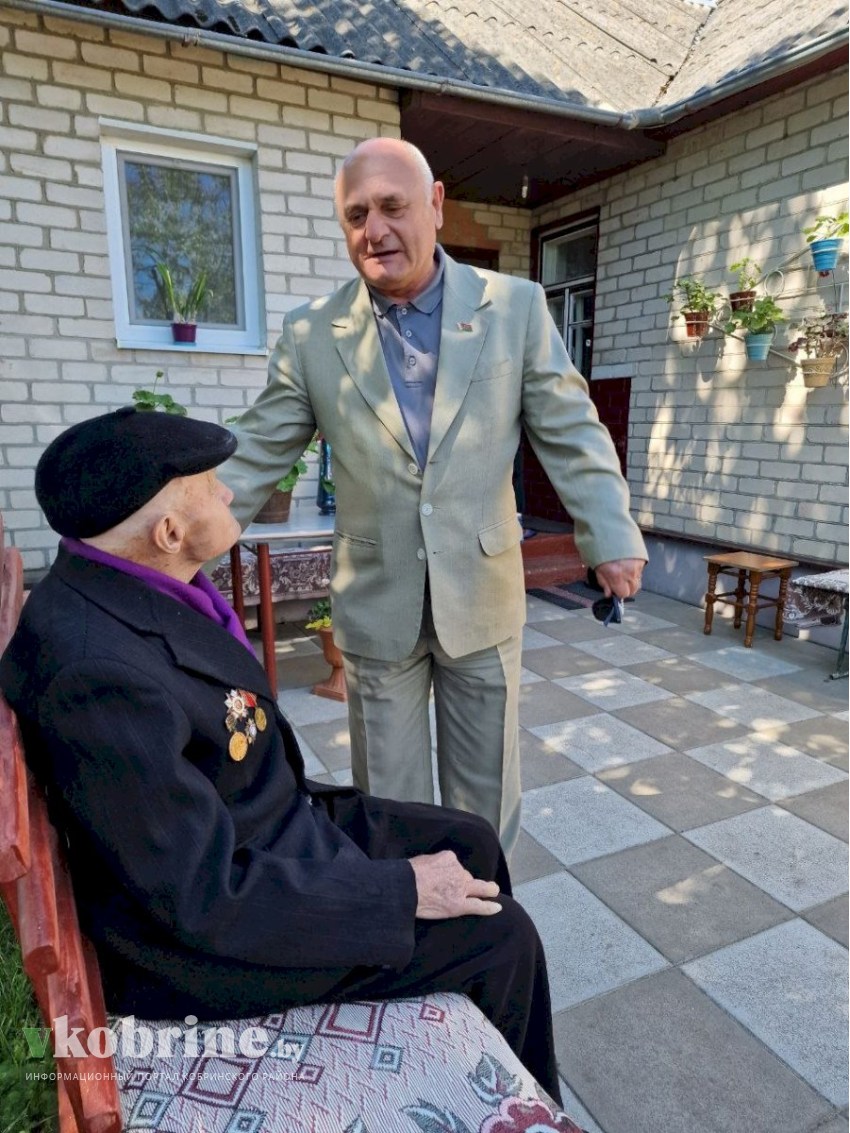 С праздником, герои Победы: на Кобринщине чествовали ветеранов Великой Отечественной войны