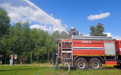 Сотрудники Кобринского РОЧС посетили пришкольный лагерь ГУО «Средняя школа №2 г. Кобрина»